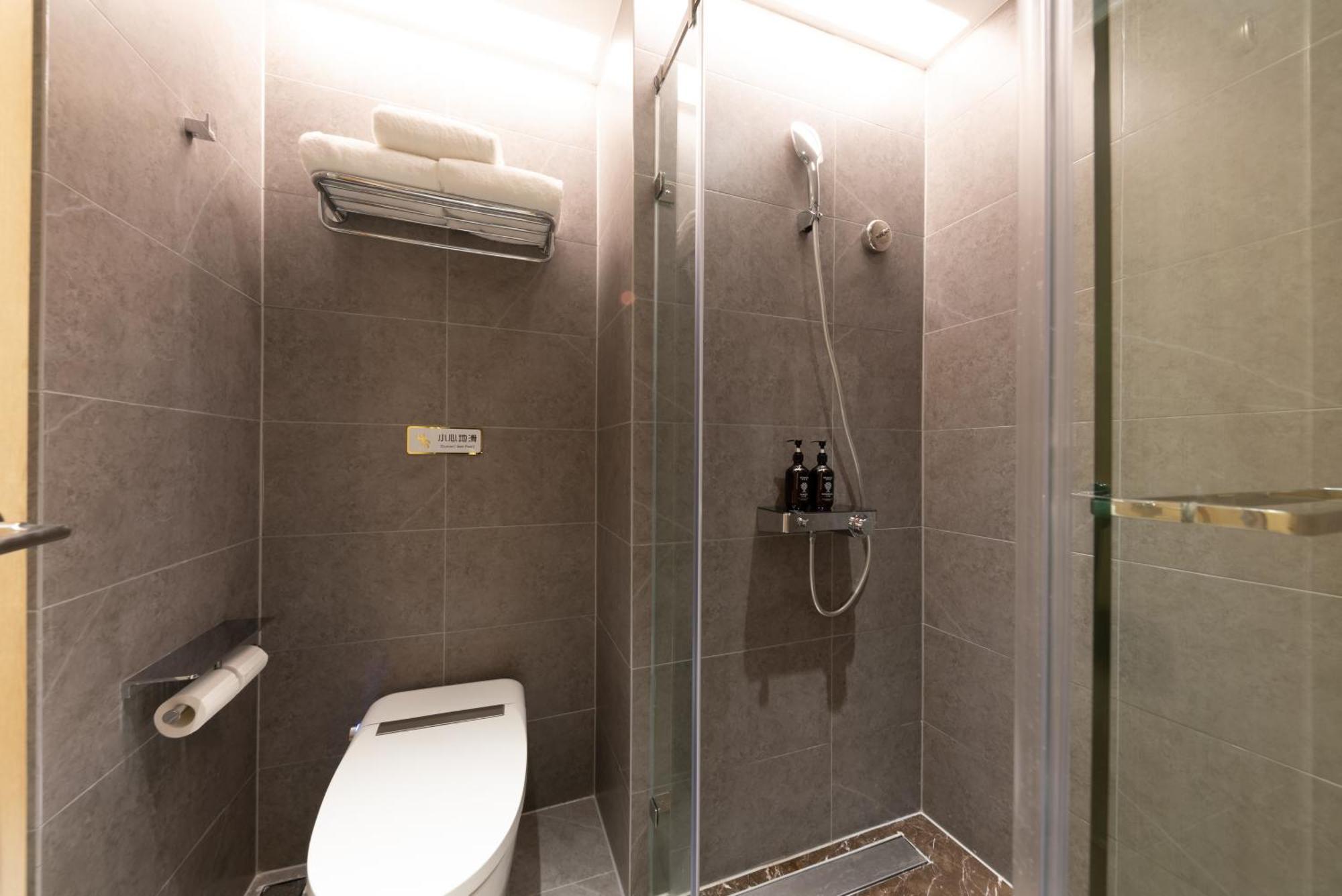 Jingfang Building Smart Hotel - Located In The Busiest Part Of The Downtown Area, Near Beijing Tiananmen Square And The Forbidden City,Wangfujing Shopping Street ,Newly Opened Hotel,Provide Free Laundry Service,Provide Tourism And Ticketing Services Kültér fotó